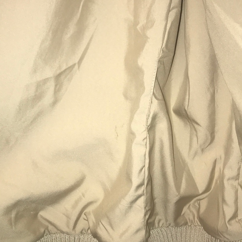 Vest - Picture 5 of 5